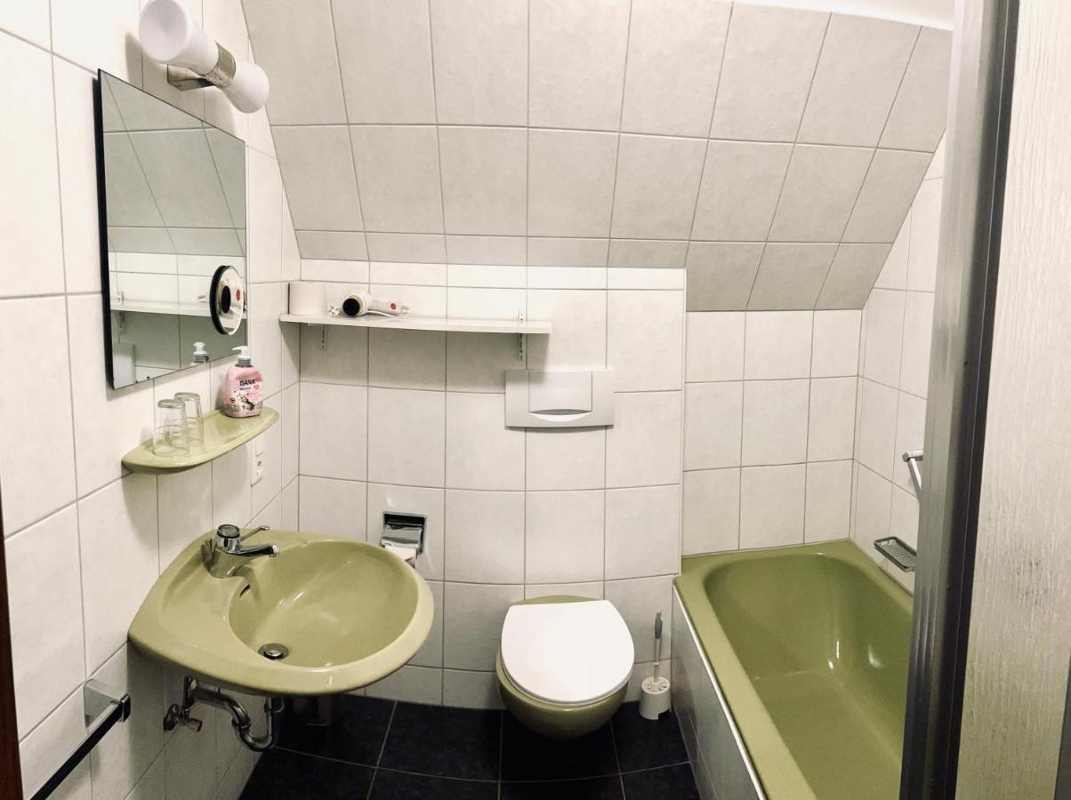 Landhotel Laarmann Ленещат Екстериор снимка