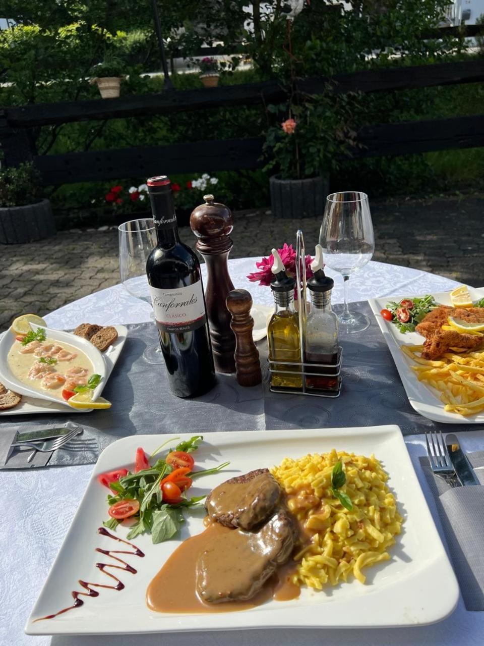 Landhotel Laarmann Ленещат Екстериор снимка